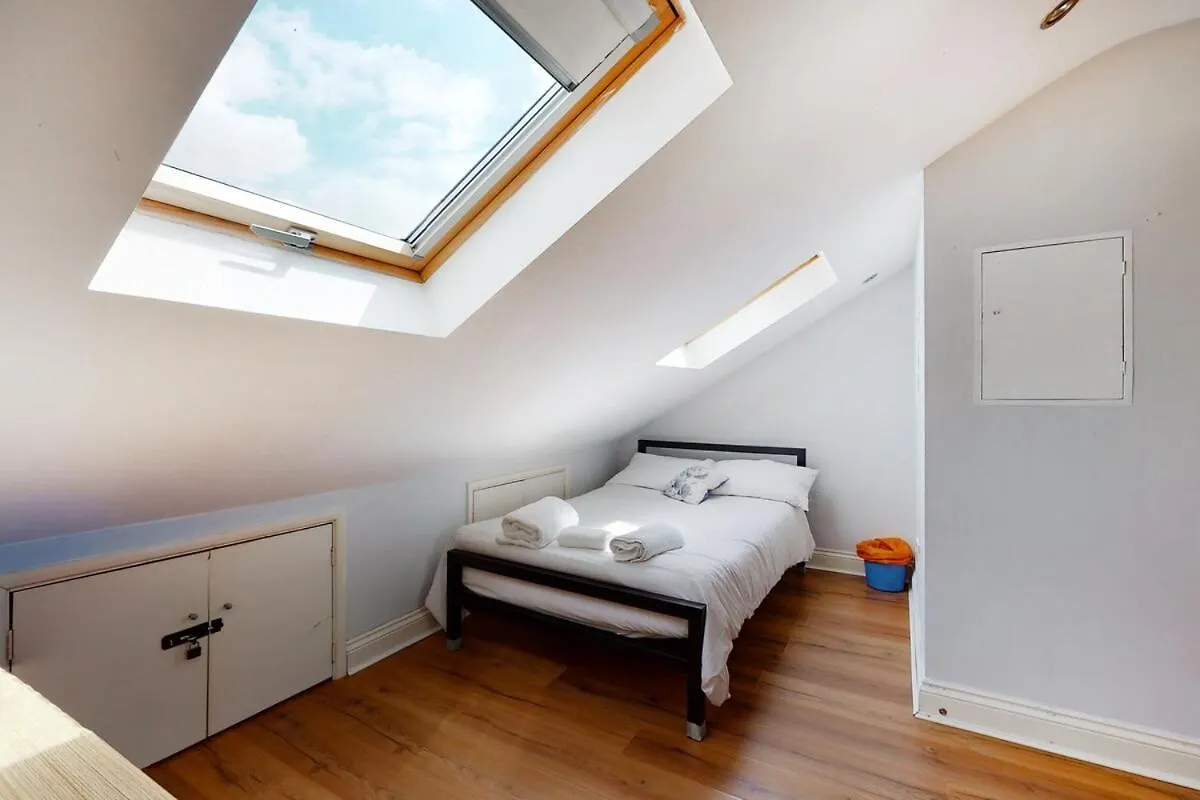4Br House-30 Min To Tower Of London & Tower Bridge Apartment United Kingdom